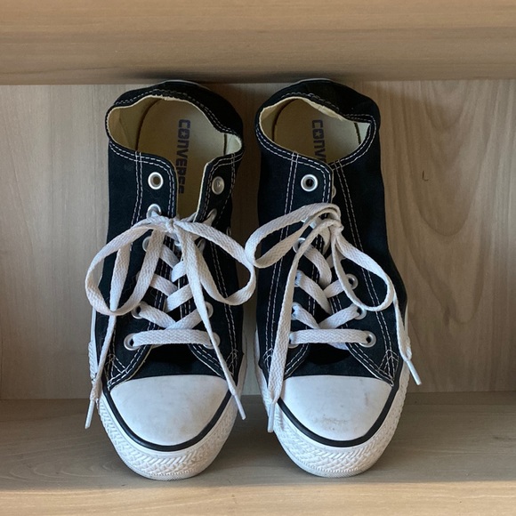 Converse All Stars - Picture 1 of 3